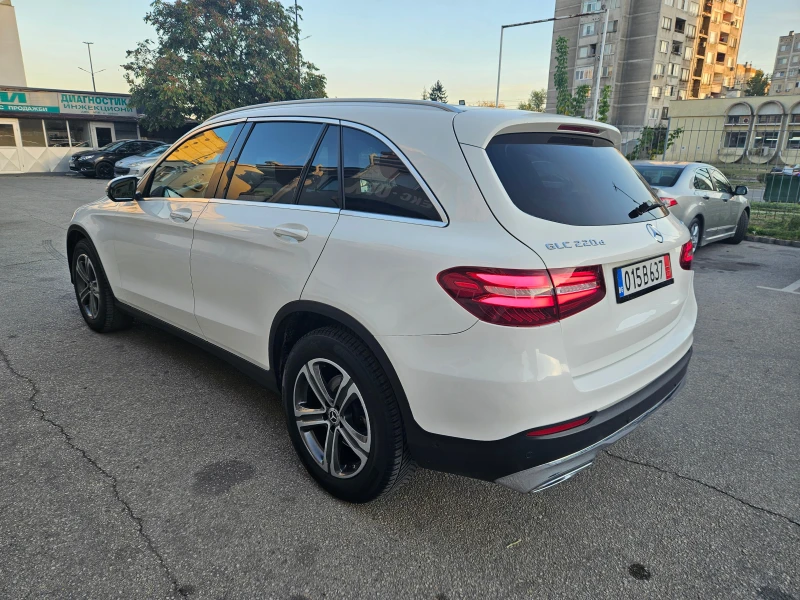 Mercedes-Benz GLC 220 d/4Matic/Premium/BURMESTER/AT9, снимка 3 - Автомобили и джипове - 47605466