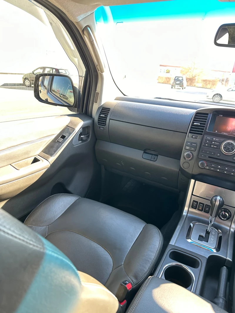 Nissan Navara 190hp, снимка 6 - Автомобили и джипове - 48188536