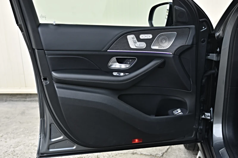 Mercedes-Benz GLE 400 COUPE 4M 3xTV AMG Optik 360 4DBURMESTER PAN, снимка 15 - Автомобили и джипове - 51841271