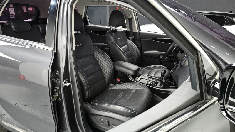 Kia Sorento 2.2 4WD MASTER autogeorge.com, снимка 9 - Автомобили и джипове - 52333599