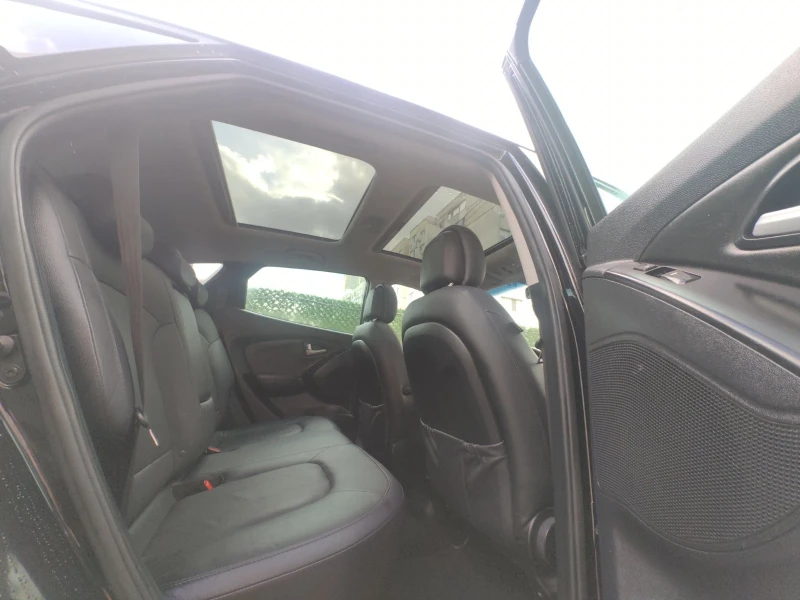 Hyundai IX35 2.0CRDI-184к.с XPossibile 4WD, снимка 12 - Автомобили и джипове - 52549396