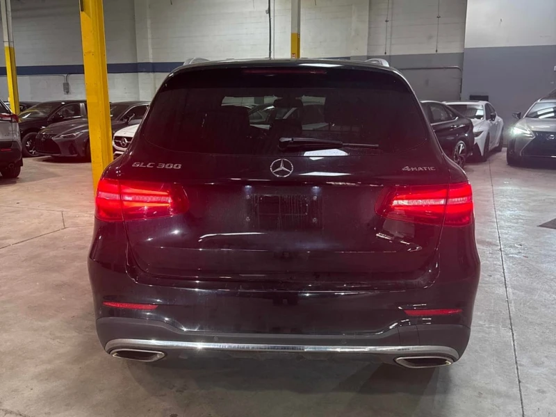 Mercedes-Benz GLC * 300 * CARFAX * БЕЗ ПЪРВОНАЧАЛНА ВНОСКА, снимка 4 - Автомобили и джипове - 52863962