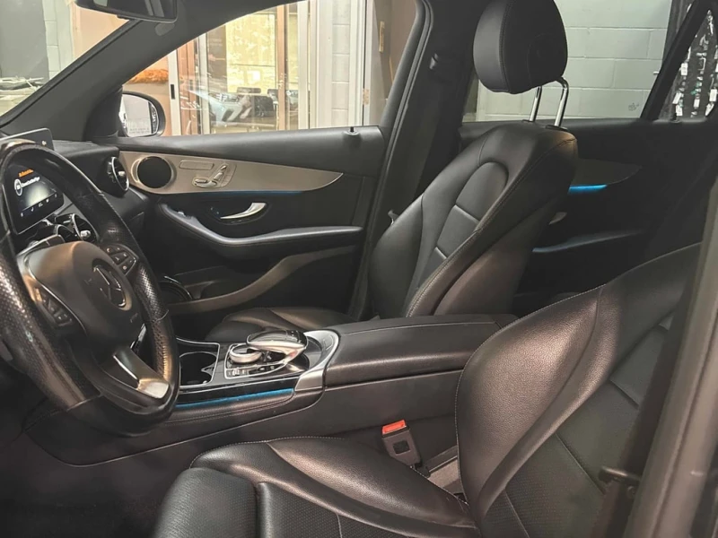 Mercedes-Benz GLC * 300 * CARFAX * БЕЗ ПЪРВОНАЧАЛНА ВНОСКА, снимка 14 - Автомобили и джипове - 52863962