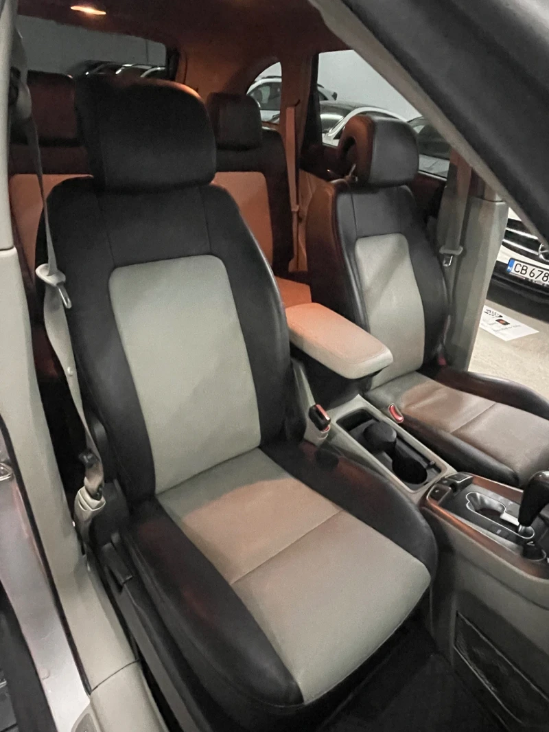 Chevrolet Captiva 2.2D/4x4/подгрев/камера/7местен/кожа/НОВА!!!, снимка 12 - Автомобили и джипове - 52888139