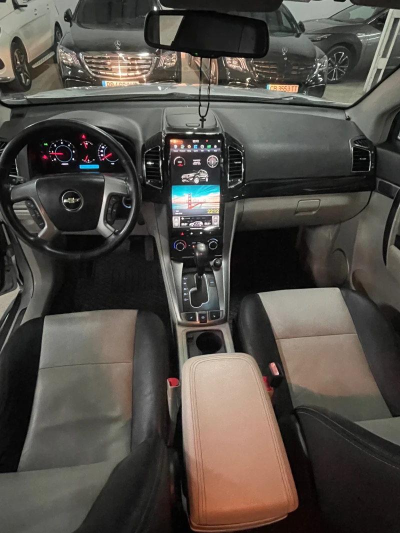 Chevrolet Captiva 2.2D/4x4/подгрев/камера/7местен/кожа/НОВА!!!, снимка 9 - Автомобили и джипове - 52888139