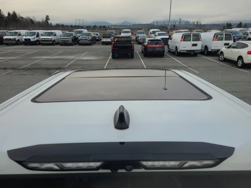 Toyota Tundra * LIMITED CREW CAB SHORT BED * CARFAX * БЕЗ ПЪРВОН, снимка 16 - Автомобили и джипове - 52903254