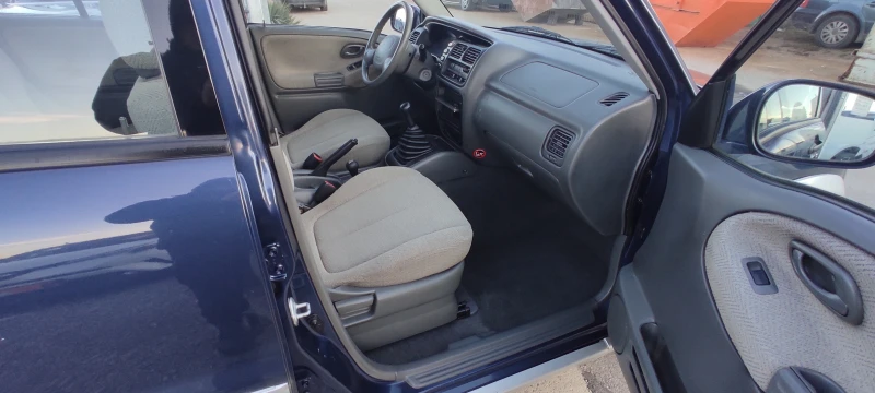 Suzuki Grand vitara N.1 НА ЦЕЛИЯ БГ ПАЗАР!!!, снимка 8 - Автомобили и джипове - 52938233