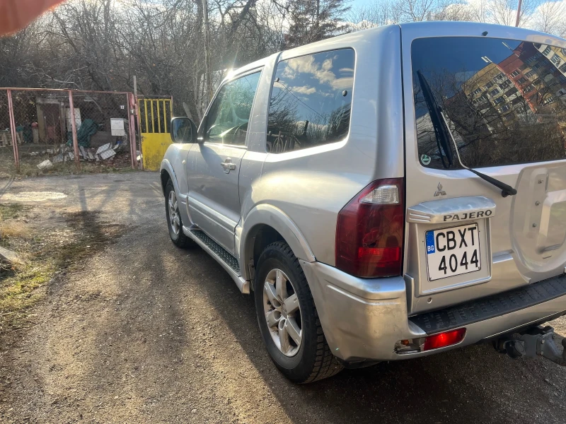 Mitsubishi Pajero 3.2 DID, снимка 4 - Автомобили и джипове - 52944059
