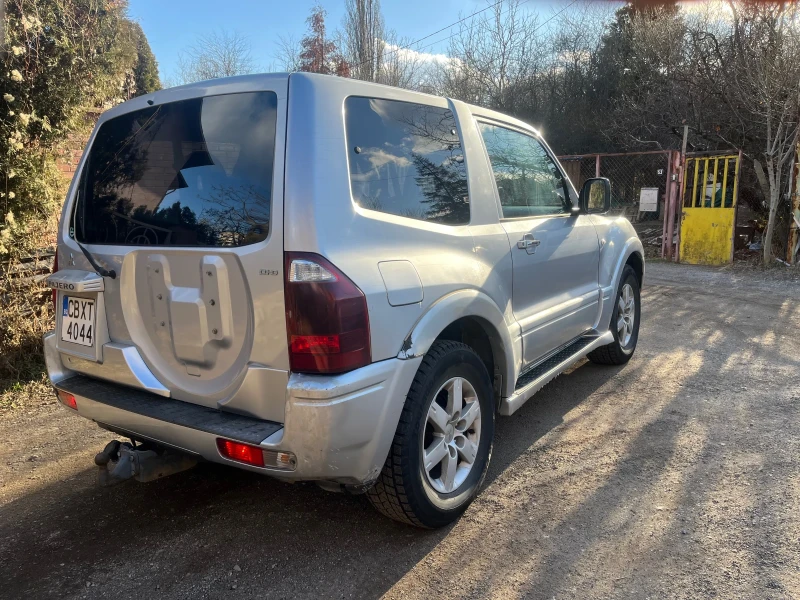 Mitsubishi Pajero 3.2 DID, снимка 5 - Автомобили и джипове - 52944059