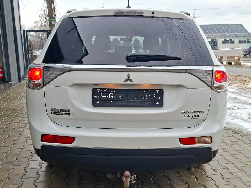 Mitsubishi Outlander 2.2Did * ПОДАРЪК* КОЖА* НАВИ* КАМЕРА* ПОДГРЕВ* ОБД, снимка 6 - Автомобили и джипове - 53393373