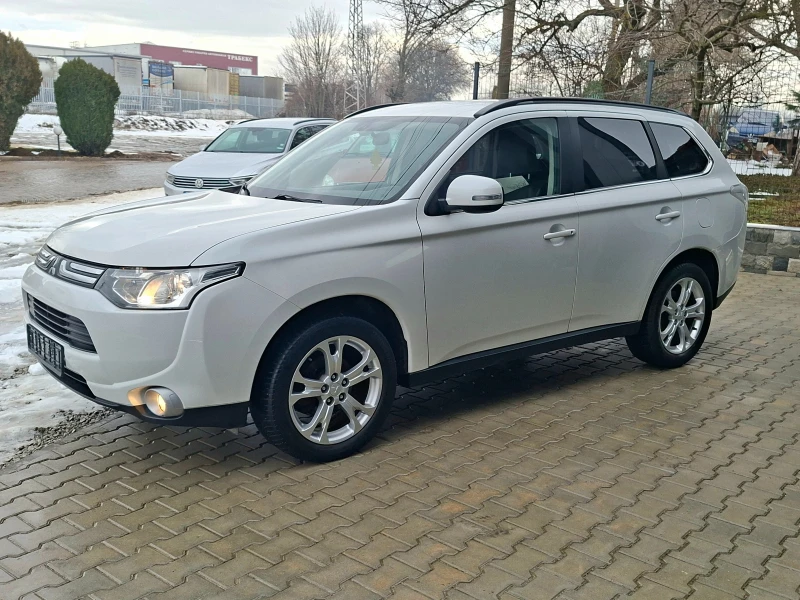 Mitsubishi Outlander 2.2Did * ПОДАРЪК* КОЖА* НАВИ* КАМЕРА* ПОДГРЕВ* ОБД