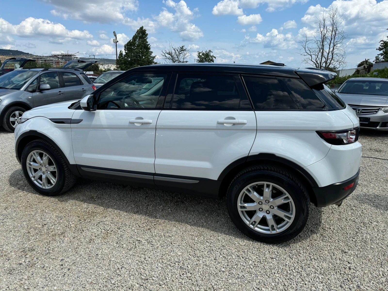 Land Rover Evoque 2.2d - изображение 6