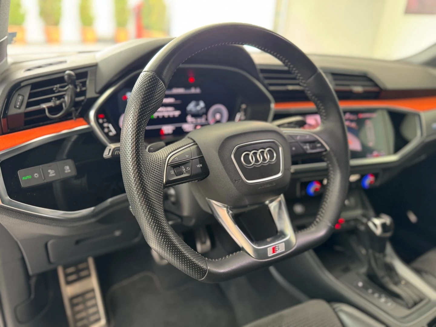 Audi Q3 S line 40 TFSI quattro | Mobile.bg � ����������� 10