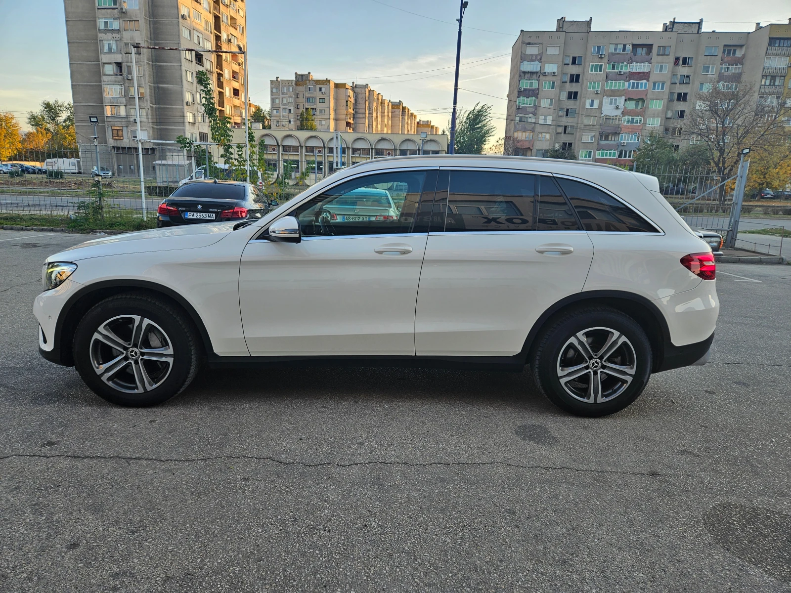 Mercedes-Benz GLC 220 d/4Matic/Premium/BURMESTER/AT9 - изображение 2