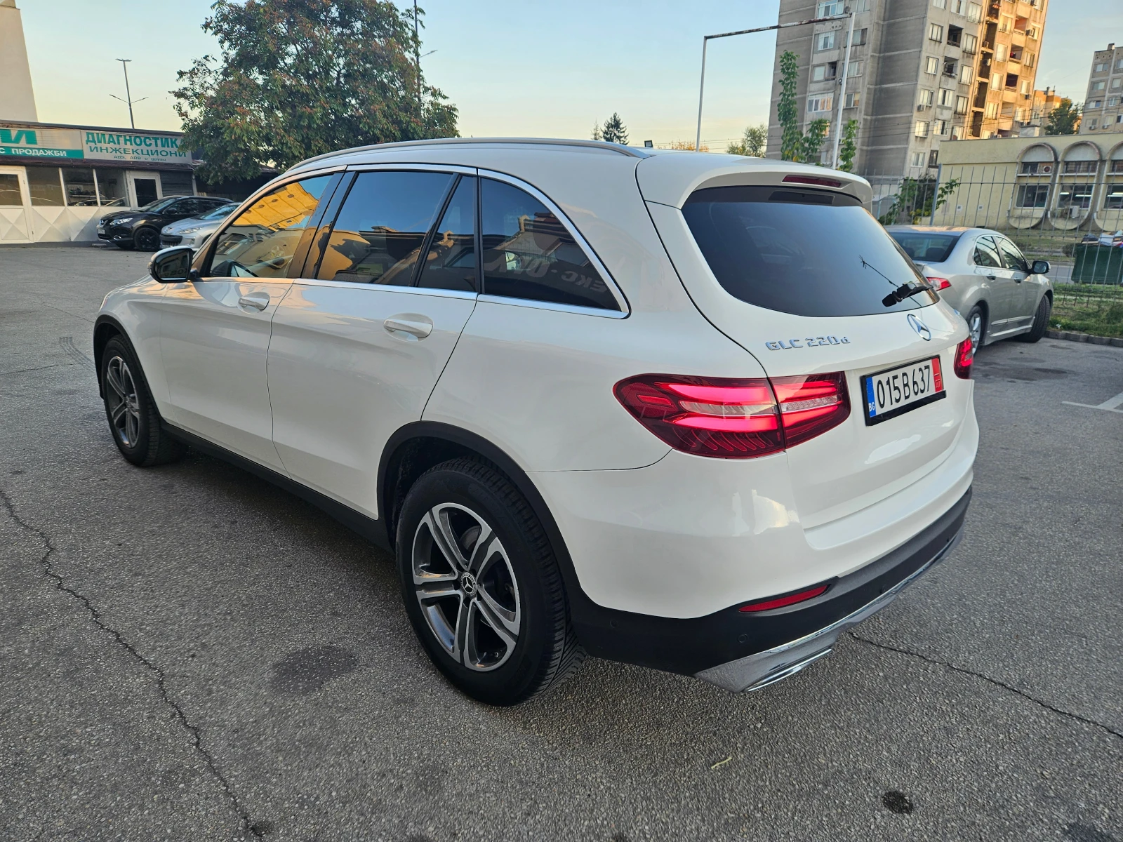 Mercedes-Benz GLC 220 d/4Matic/Premium/BURMESTER/AT9 - изображение 3