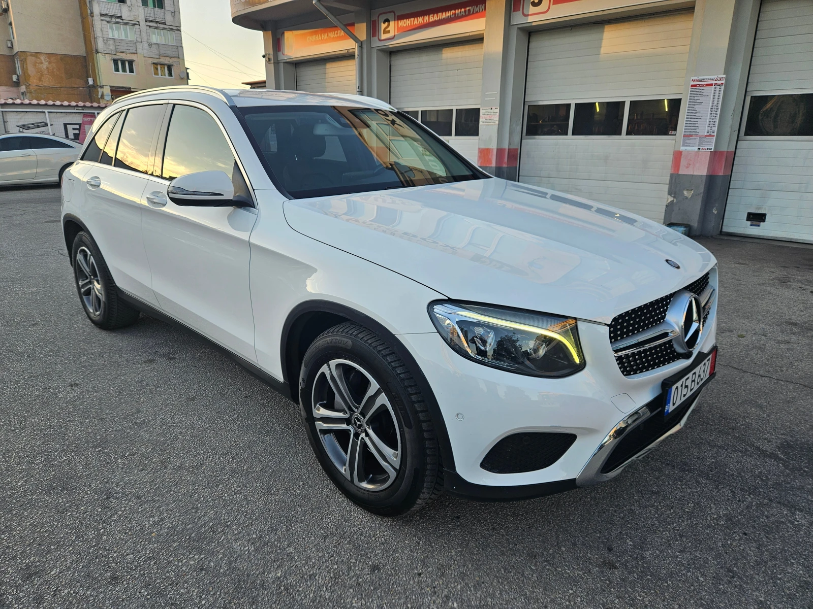 Mercedes-Benz GLC 220 d/4Matic/Premium/BURMESTER/AT9 - изображение 7