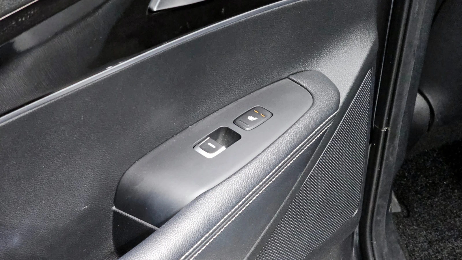 Kia Sorento 2.2 4WD MASTER | Mobile.bg   17