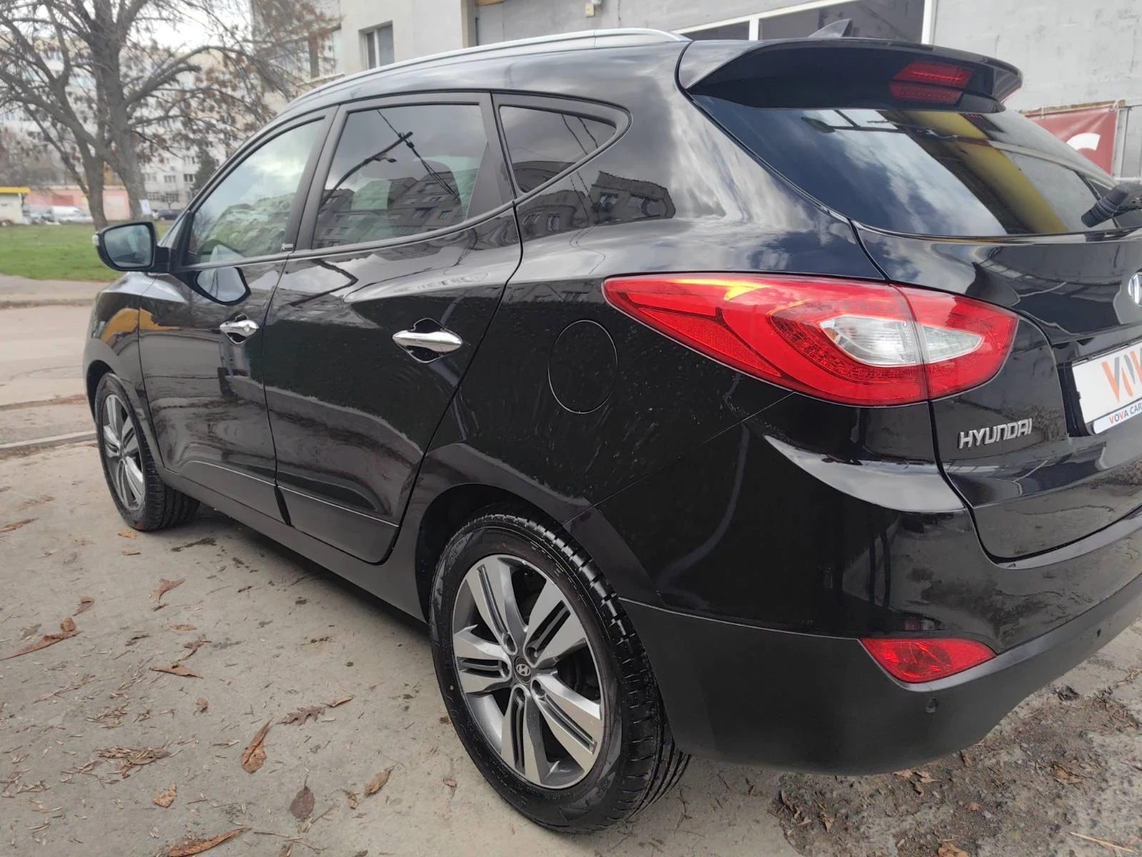 Hyundai IX35 2.0CRDI-184к.с XPossibile 4WD - изображение 2