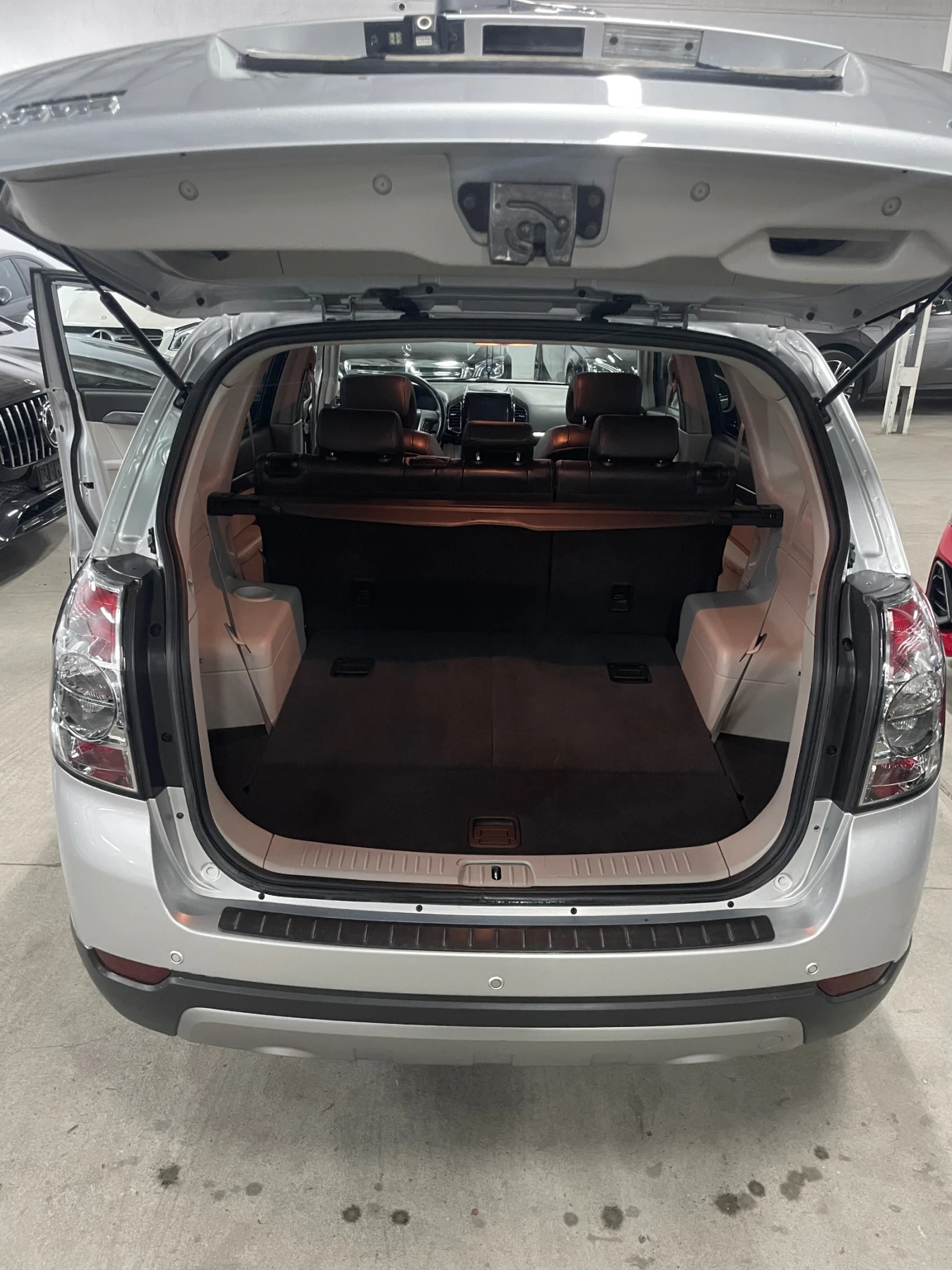 Chevrolet Captiva 2.2D/4x4/�������/������/7������/����/����!!! | Mobile.bg � ����������� 17