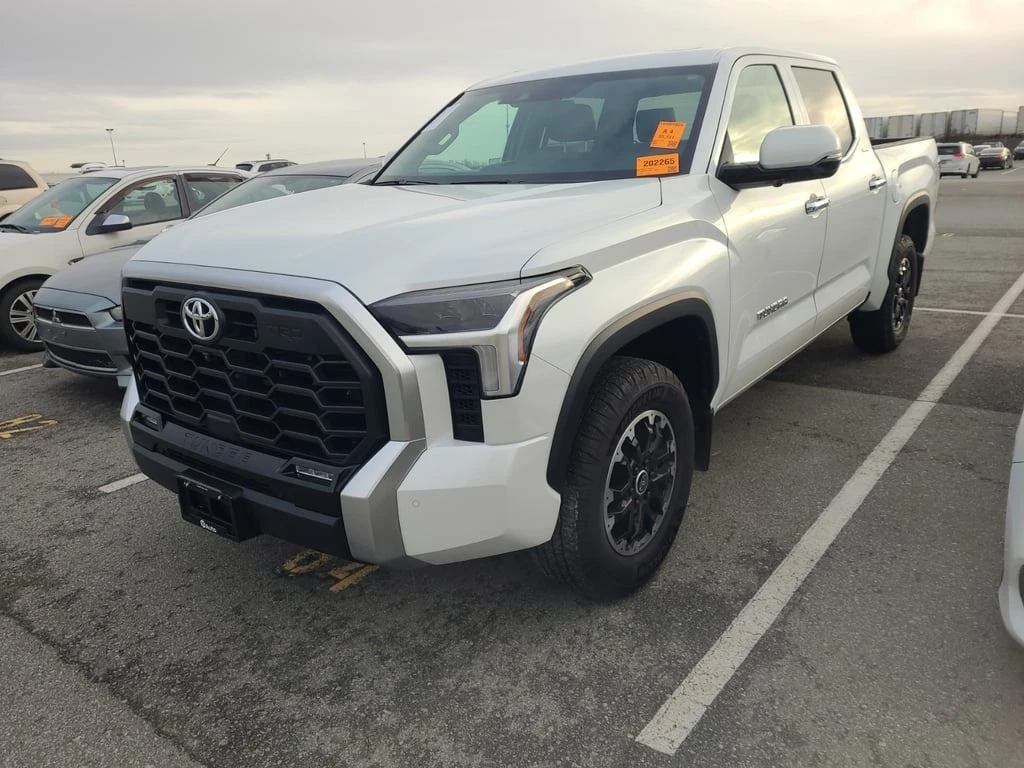 Toyota Tundra * LIMITED CREW CAB SHORT BED * CARFAX * ��� ������ | Mobile.bg � ����������� 1