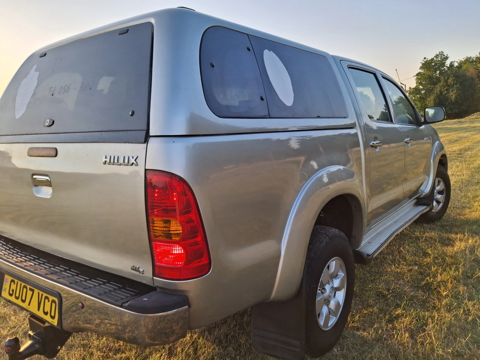 Toyota Hilux 4x4 2.5 Dizel, снимка 8 - Автомобили и джипове - 55225037