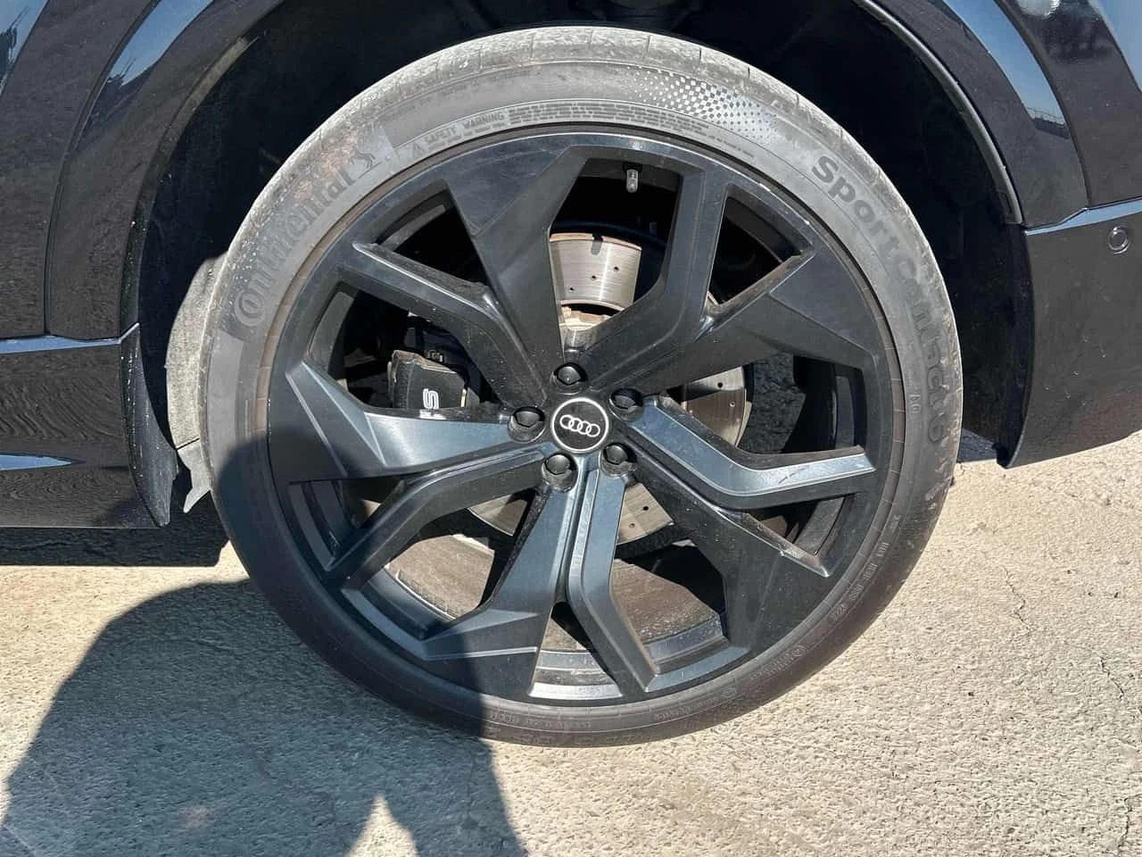 Audi RSQ8 * CARFAX * BLACK OPTIC * АВТОКРЕДИТ , снимка 11 - Автомобили и джипове - 55468502