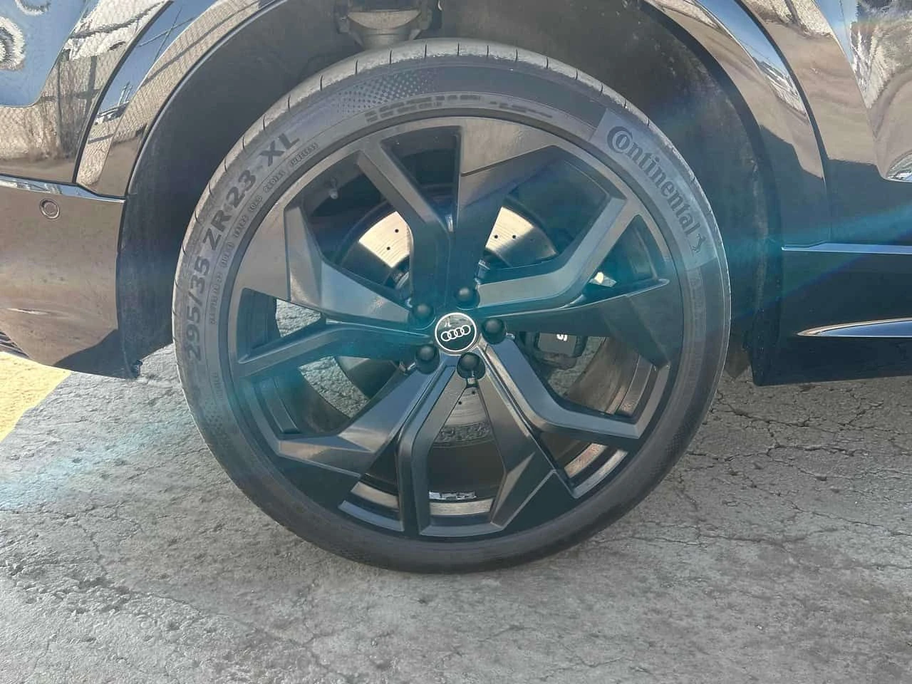 Audi RSQ8 * CARFAX * BLACK OPTIC * АВТОКРЕДИТ , снимка 12 - Автомобили и джипове - 55468502