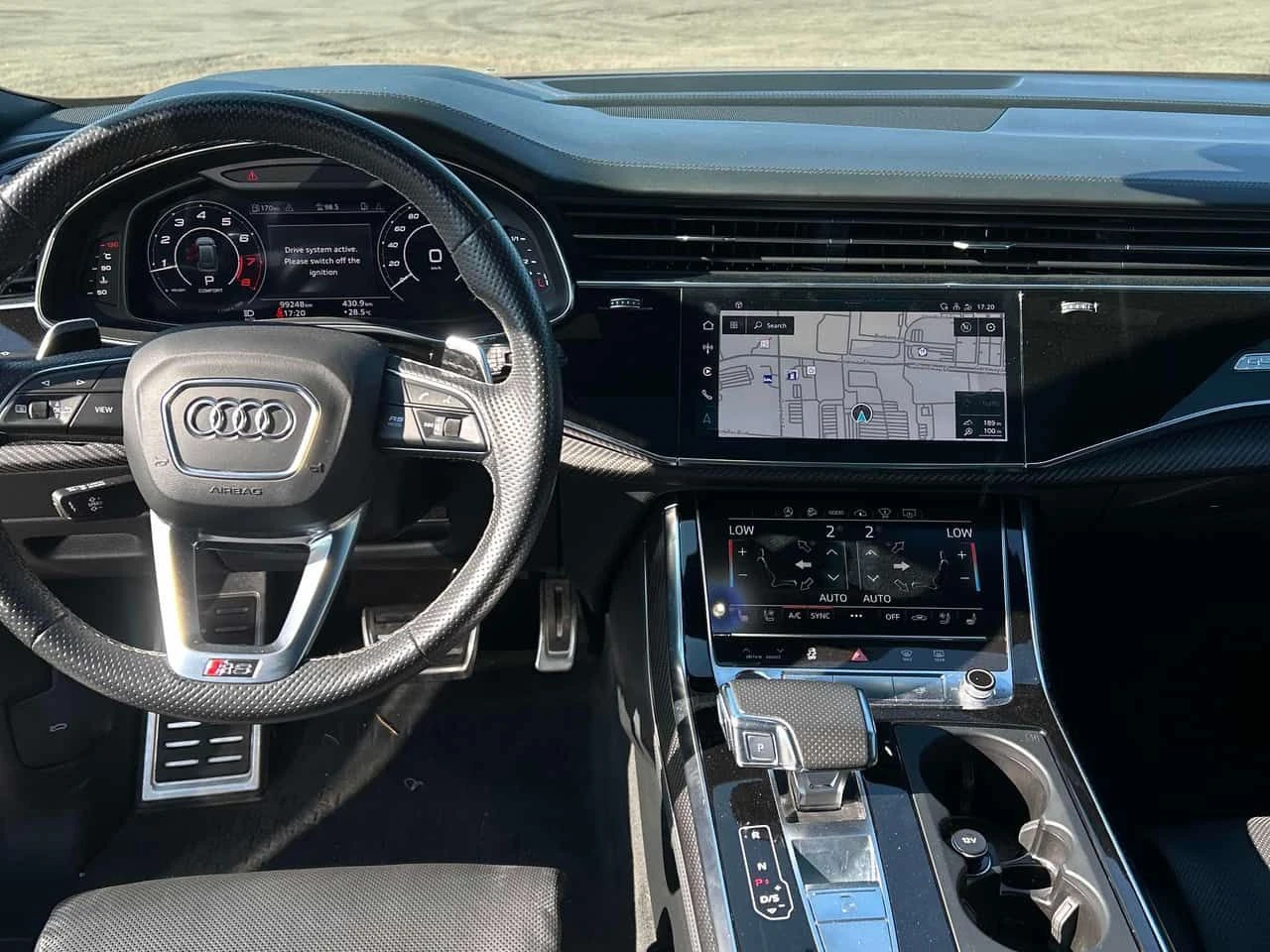 Audi RSQ8 * CARFAX * BLACK OPTIC * АВТОКРЕДИТ , снимка 9 - Автомобили и джипове - 55468502