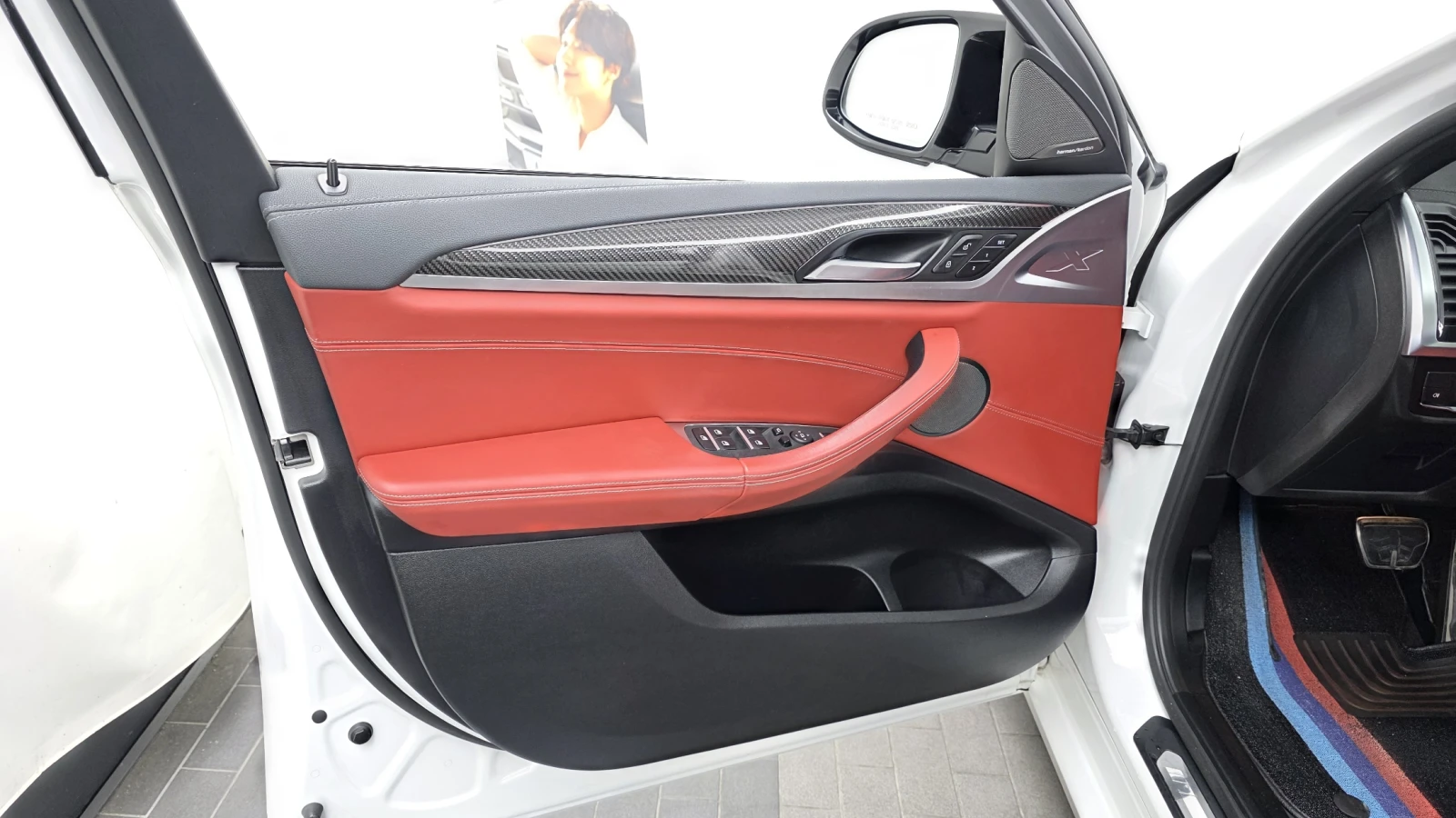 BMW X4 M COMPETITION* HUD* DIS* 360* HARMAN* ОБДУХ* КРАЙН, снимка 14 - Автомобили и джипове - 55573234