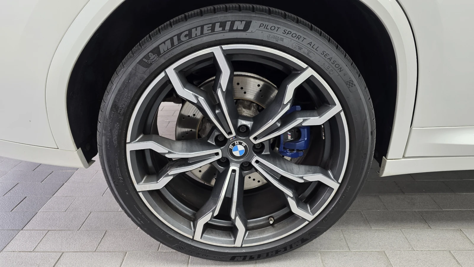 BMW X4 M COMPETITION* HUD* DIS* 360* HARMAN* ОБДУХ* КРАЙН, снимка 5 - Автомобили и джипове - 55573234