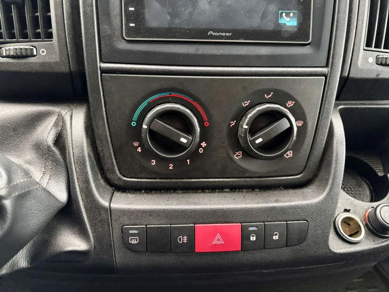 Peugeot Boxer 150кс., снимка 14 - Бусове и автобуси - 53375037
