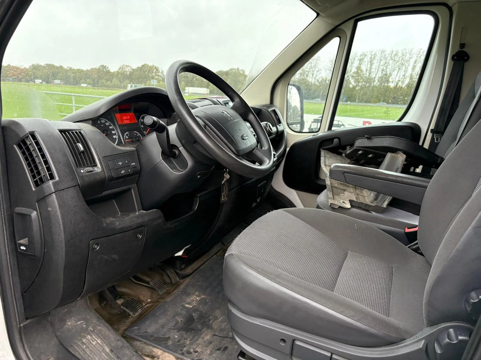 Peugeot Boxer 150��. | Mobile.bg � ����������� 11