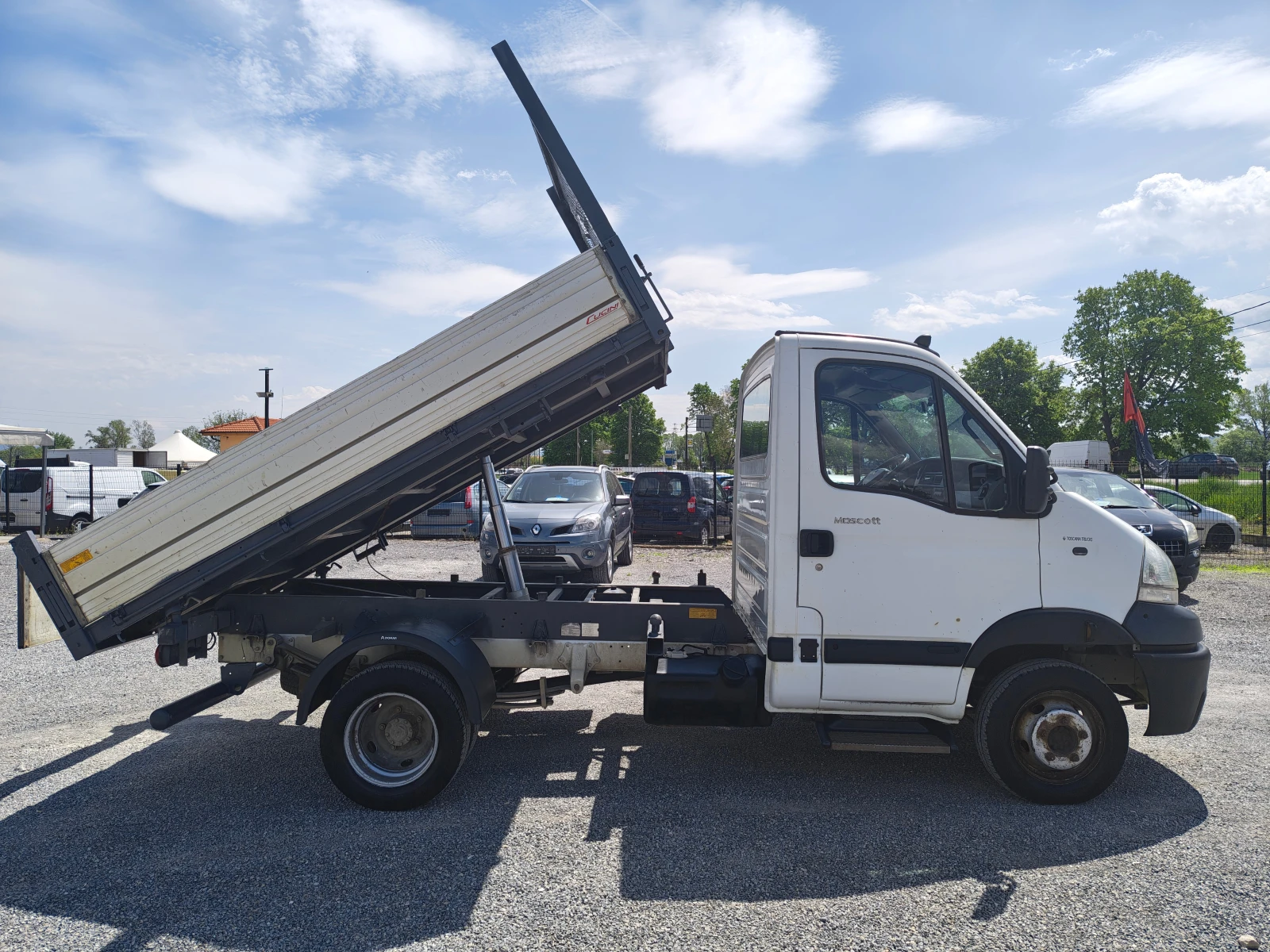 Renault Master 3.0 DCI, снимка 3 - Бусове и автобуси - 54356393