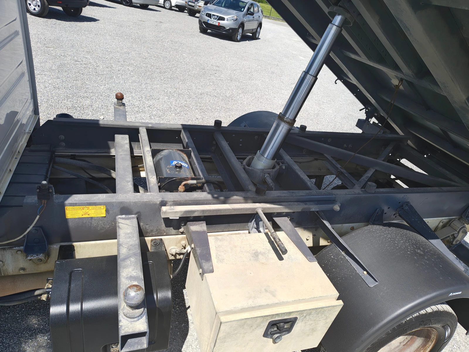 Renault Master 3.0 DCI, снимка 9 - Бусове и автобуси - 54356393