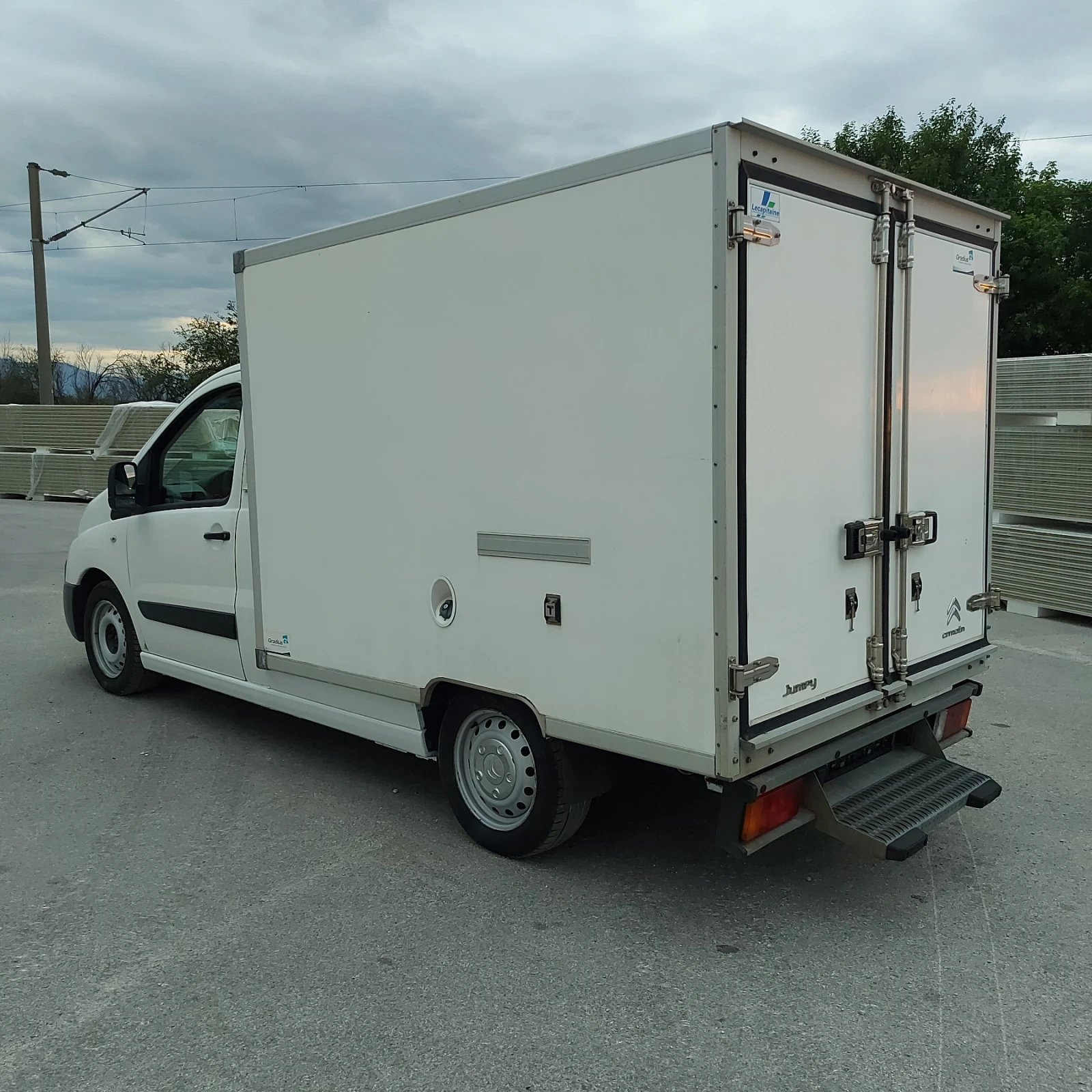 Citroen Jumpy хладилен с климатик, снимка 5 - Бусове и автобуси - 55398684