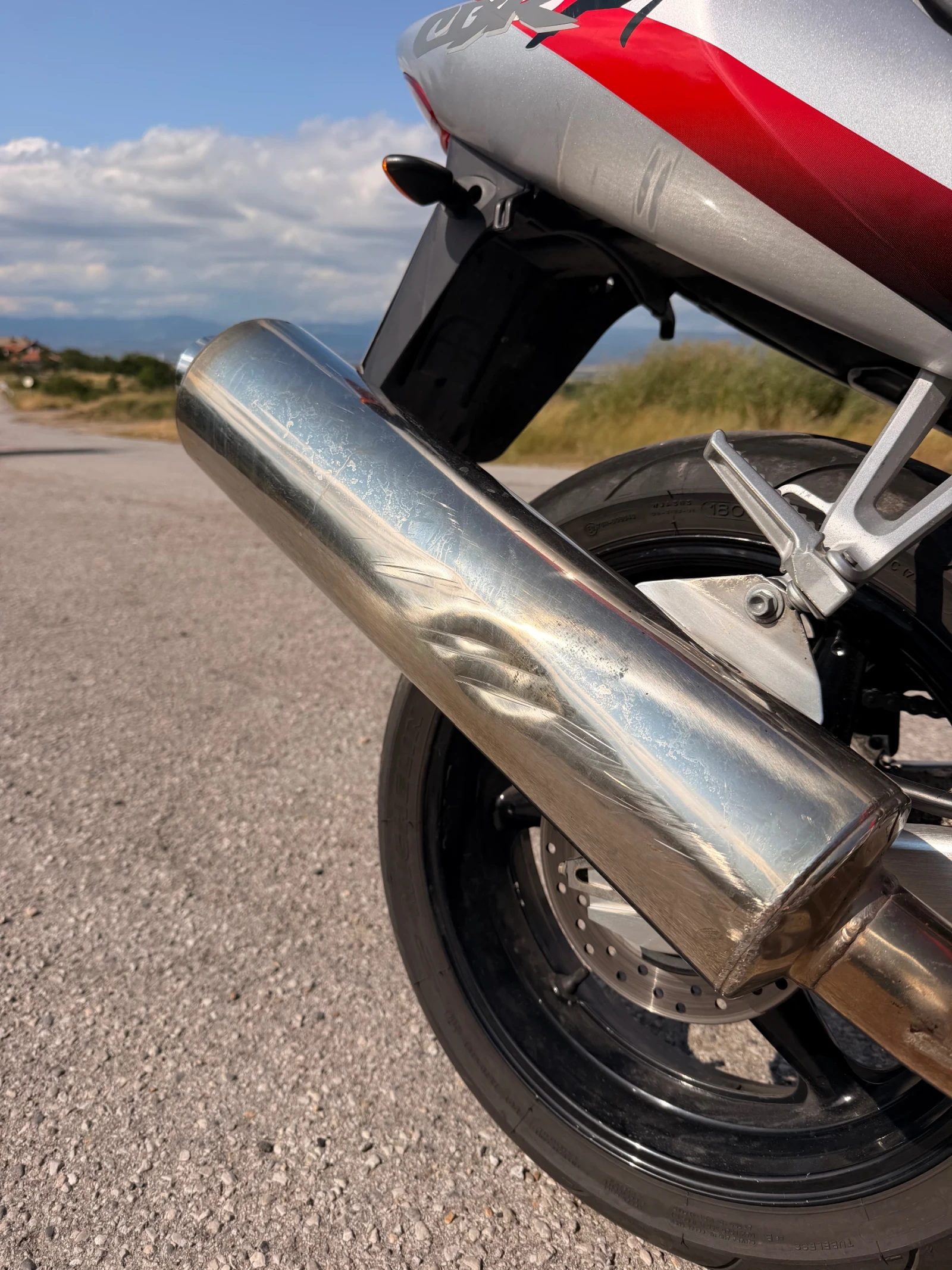 Honda Cbr 600 F4i, снимка 9 - Мотоциклети и мототехника - 55380264