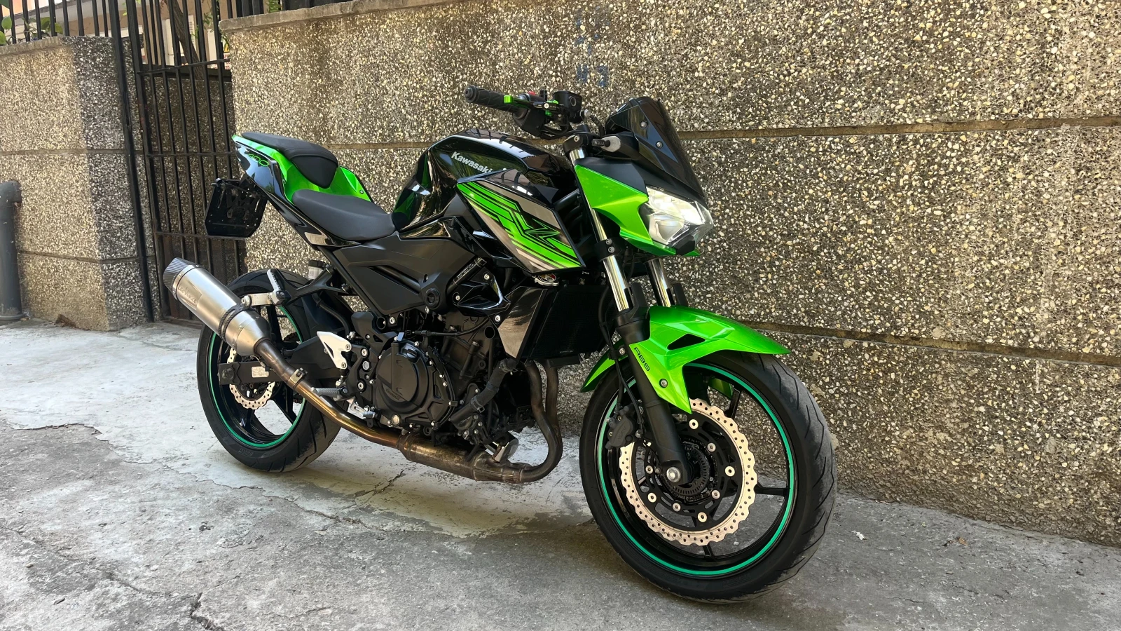 Kawasaki Z 400 ABS LEO VINCE