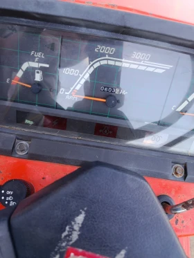 Трактор Kubota B40, снимка 6