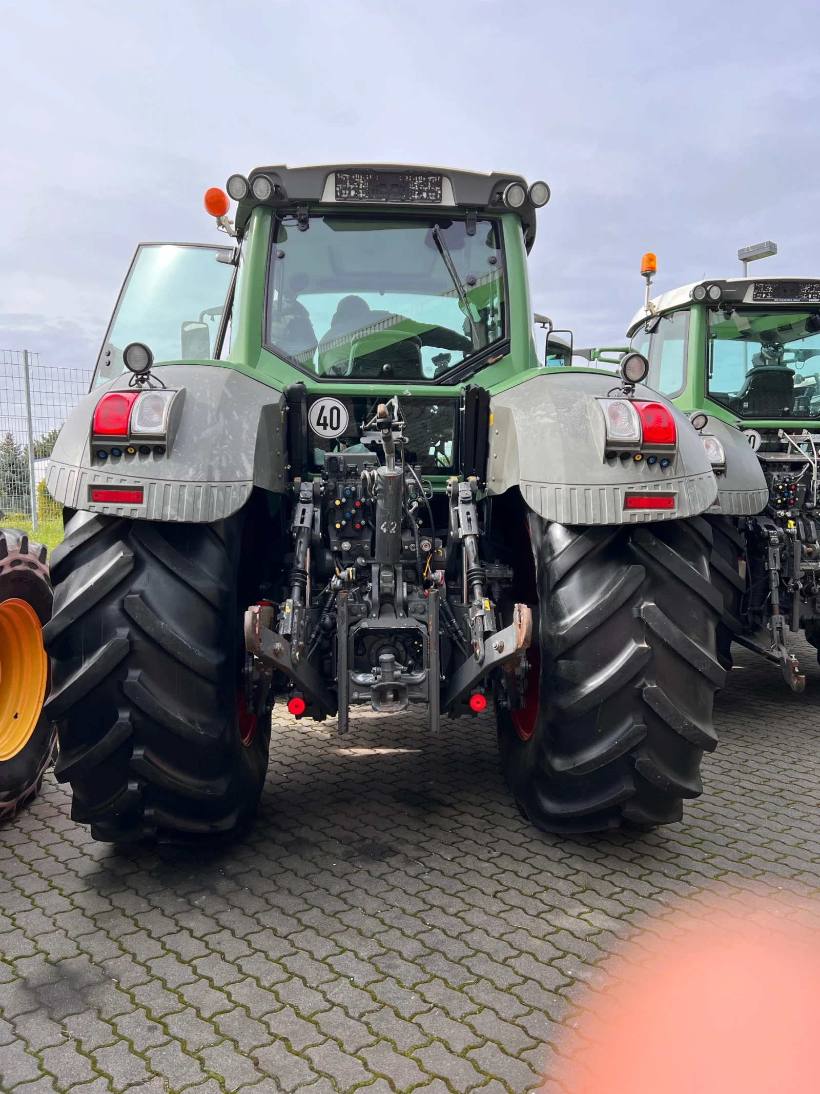 Трактор Fendt Fendt 828 Vario - изображение 3