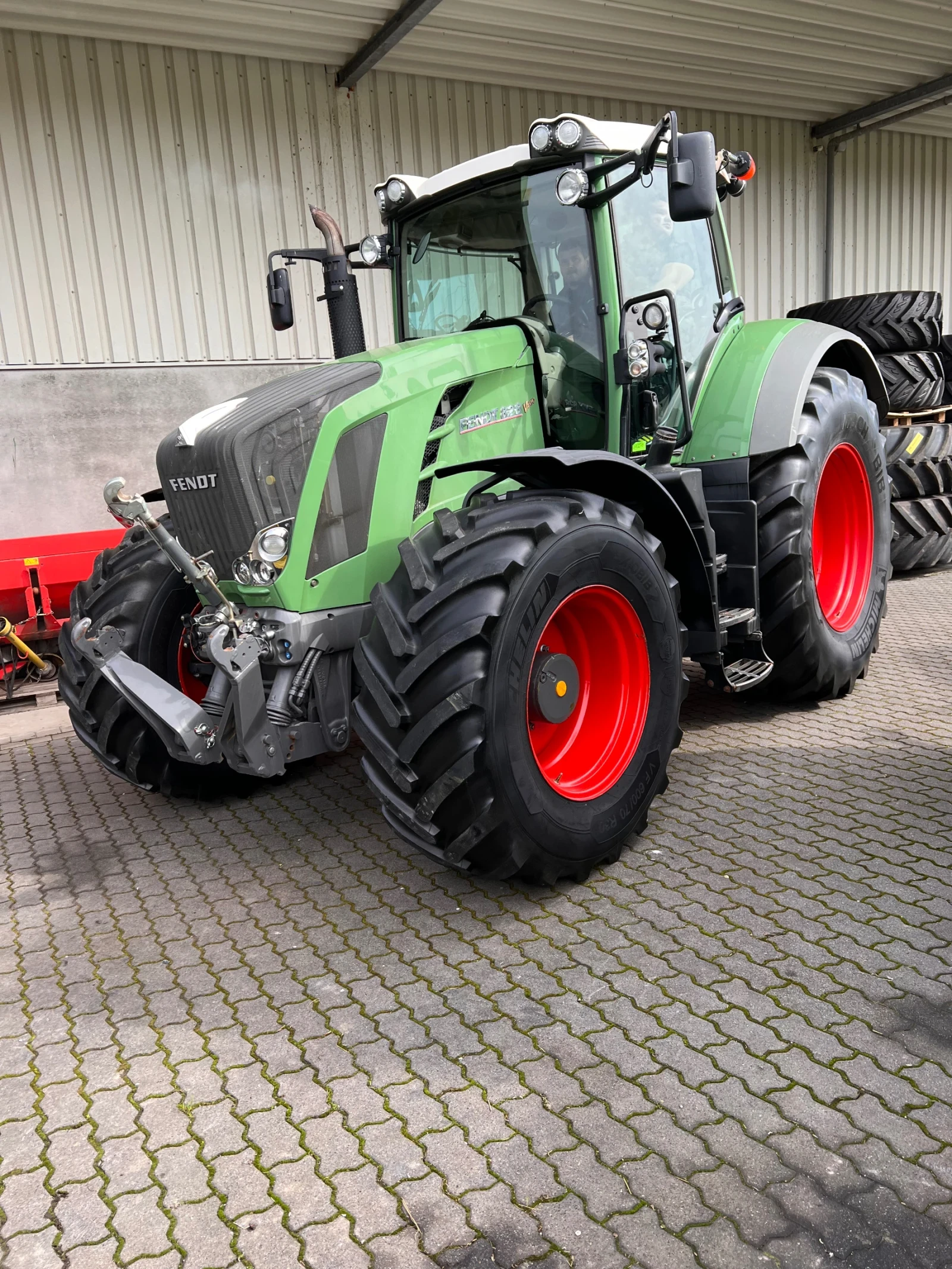 Трактор Fendt Fendt 828 Vario - изображение 8