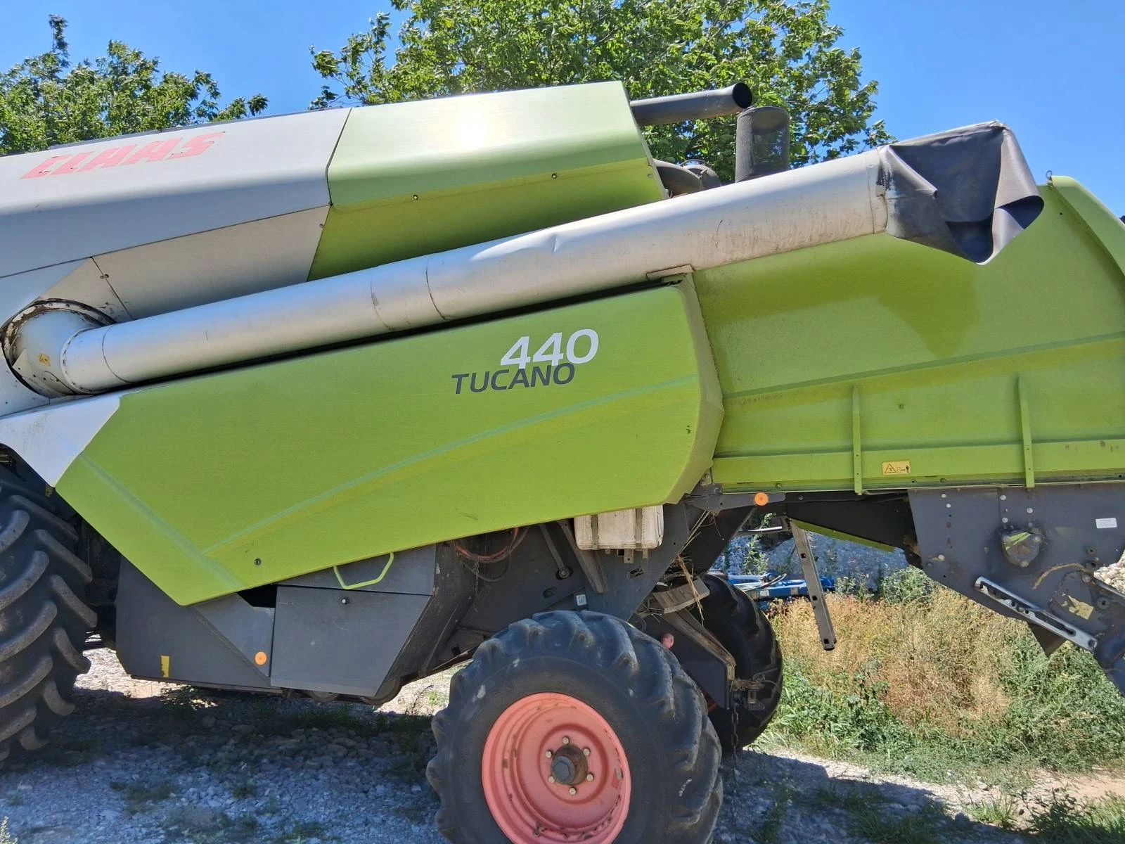 Комбайн Claas Tucano 440 - изображение 2