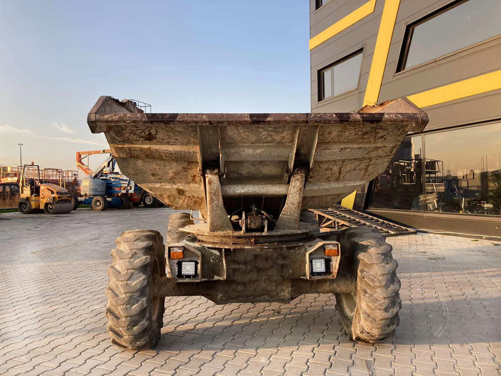 ������ �� ������� ��������� Terex 5TSWIVEL 2001�.  | Mobile.bg � ����������� 8