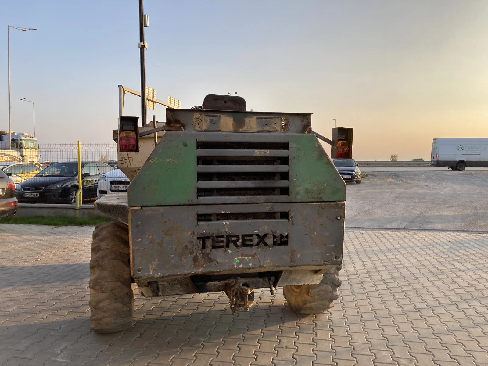 ������ �� ������� ��������� Terex 5TSWIVEL 2001�.  | Mobile.bg � ����������� 7