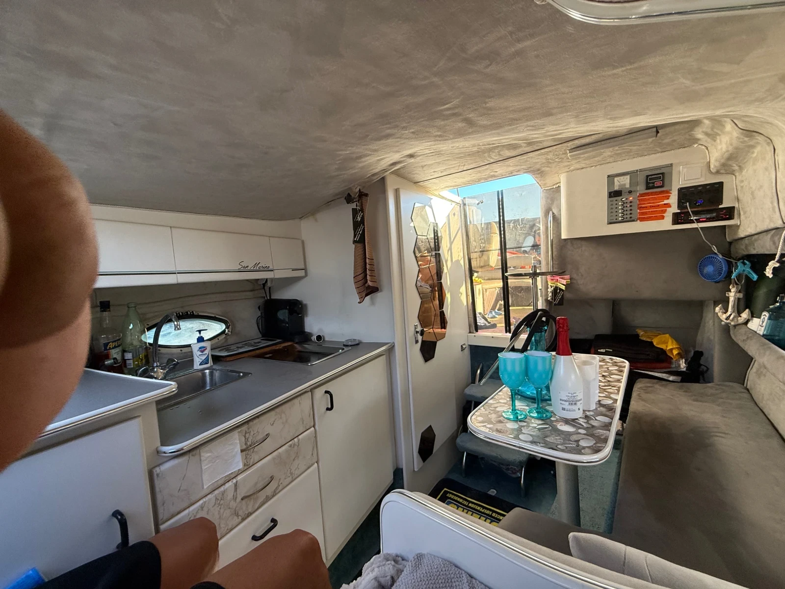   Larson San Marino *     2024*  | Mobile.bg   15