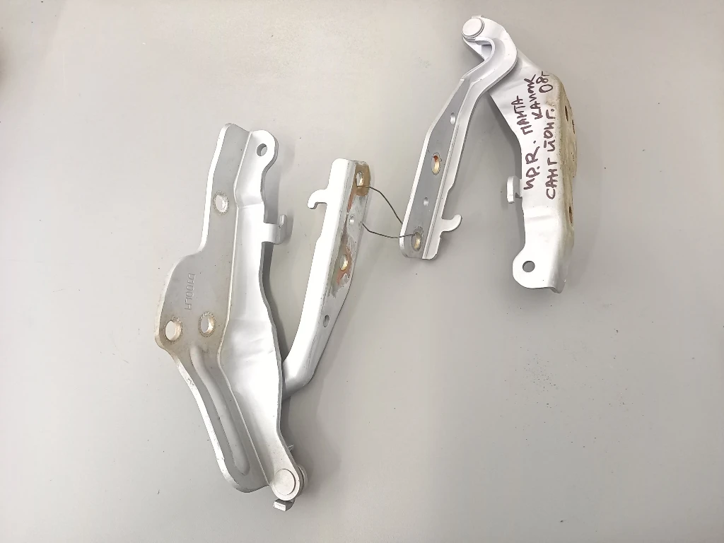 Панти преден капак Санг Йонг Актион,Екшън 