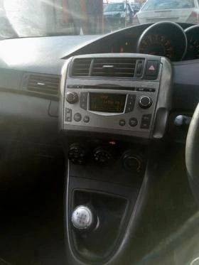 Toyota Verso 2.0 D4D, снимка 4