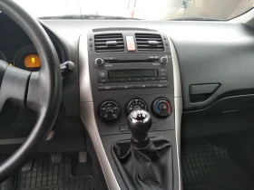 Toyota Auris, снимка 11