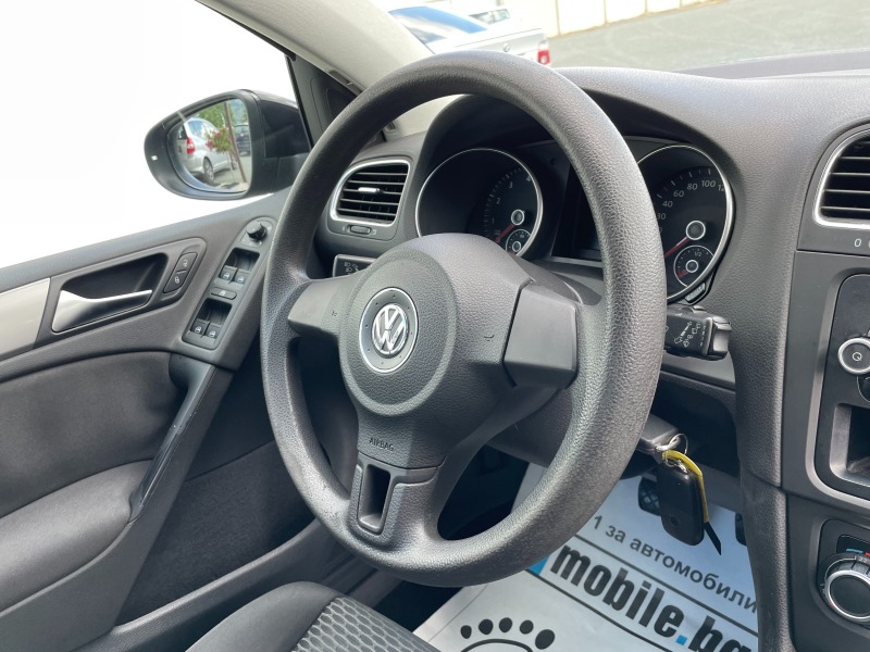 VW Golf 1.6i-Газов Инжекцион, снимка 9 - Автомобили и джипове - 46087086