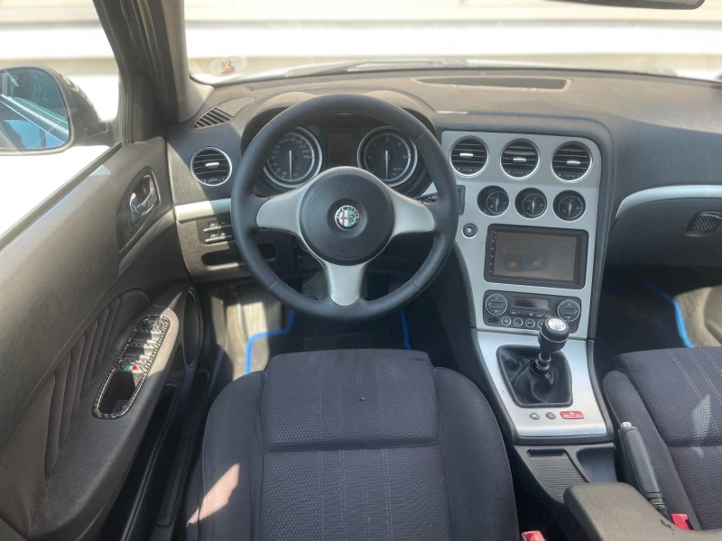 Alfa Romeo 159 1.9 JTDM 150 К.С. 2008 Г. НАВИГАЦИЯ , снимка 6 - Автомобили и джипове - 48123834