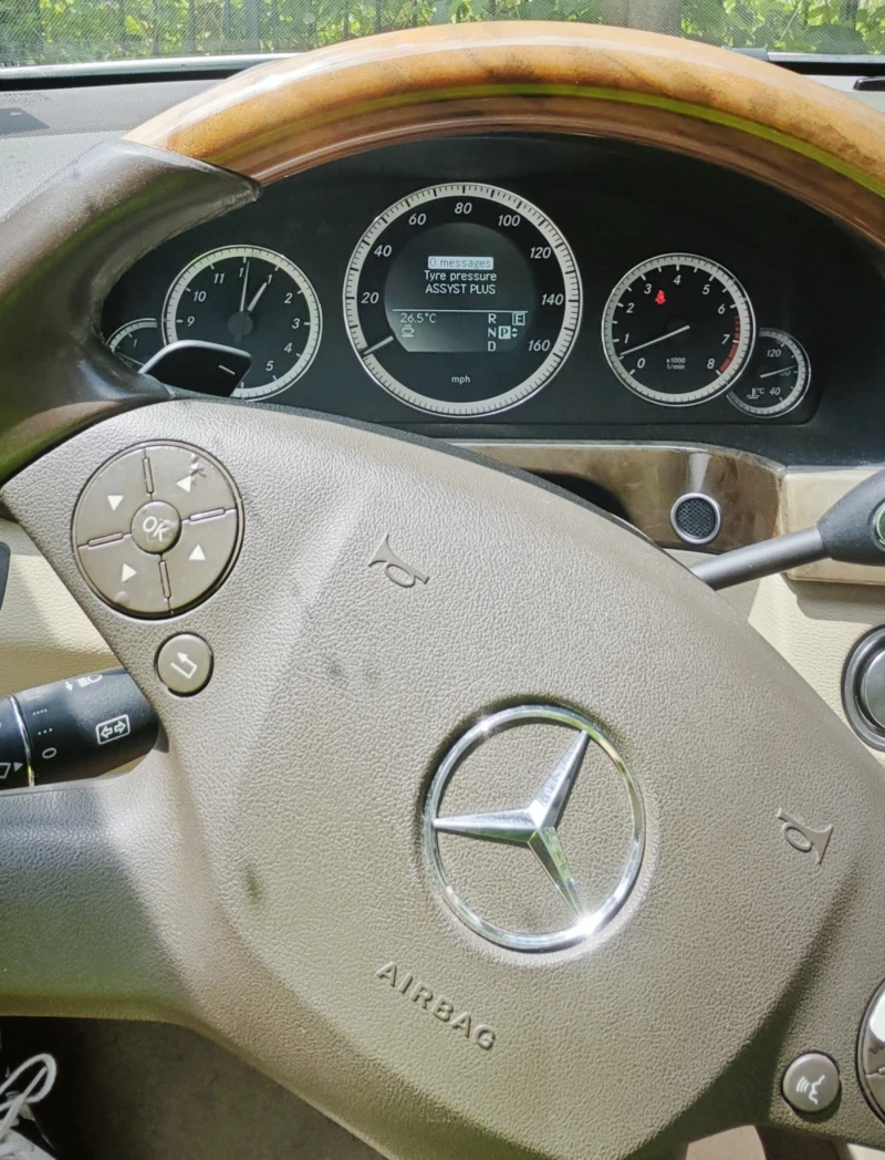 Mercedes-Benz E 350 4 matic -272к.с - LPG, снимка 9 - Автомобили и джипове - 47341175